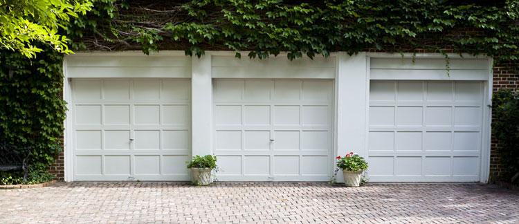 Garage doors installation Seattle